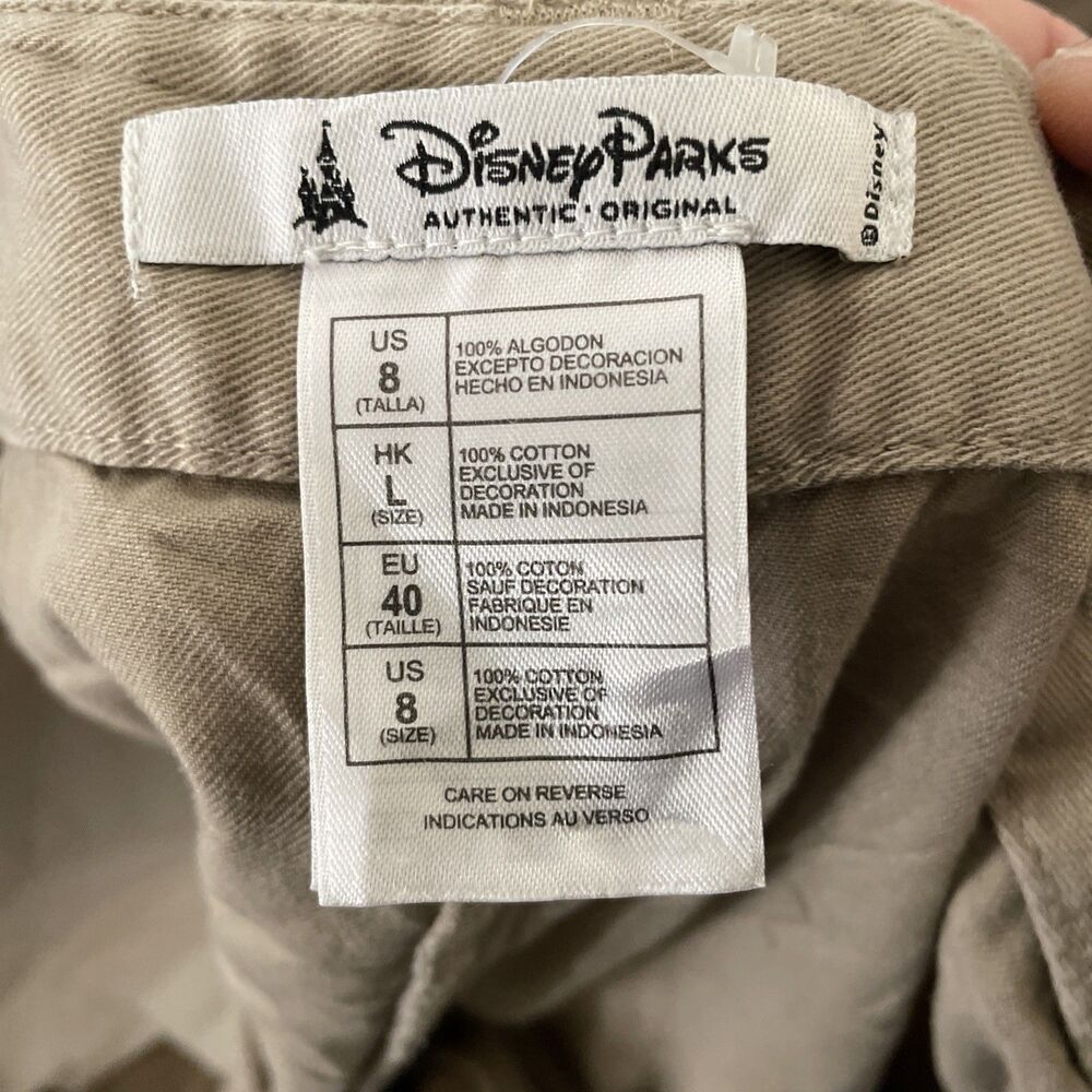 Disney Parks Embroidered Mickey Mouse Khaki Capri Pants Size 8 - Picture 10 of 10